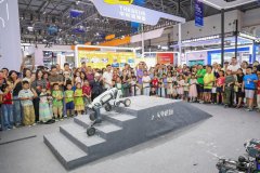 <b>群众供给更连贯、更天然的智能糊口体验</b>